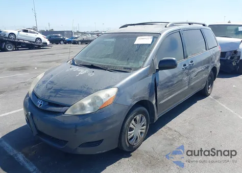 2008 Toyota Sienna Ce z USA, uszkodzony, nr VIN 5TDZK23C38S145500